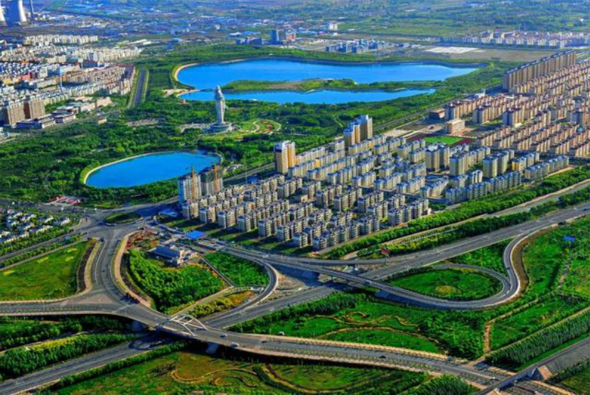 河西走廊經(jīng)濟(jì)帶——絲綢之路生命線上的科技之光系列報(bào)道之一 走進(jìn)明珠嘉峪關(guān)，雄關(guān)腳下譜新篇